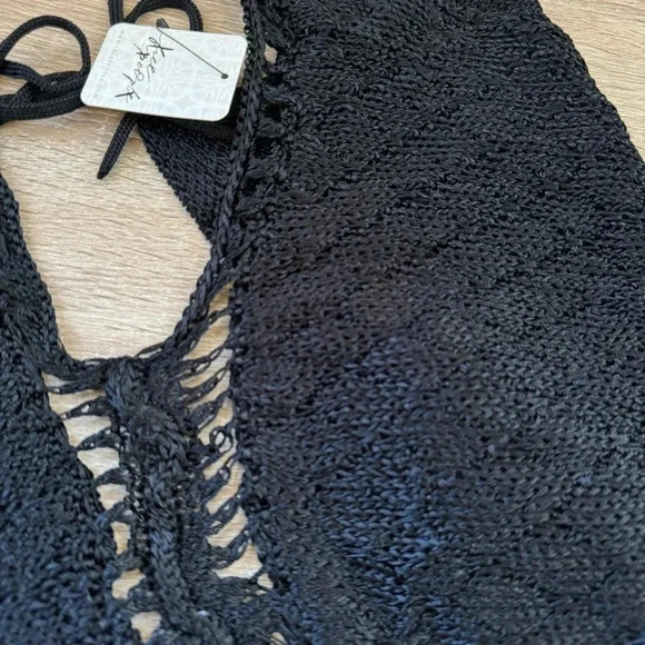 NWT Free People Knit Crochet Halter Top Shirt Black Small - Picture 7 of 8